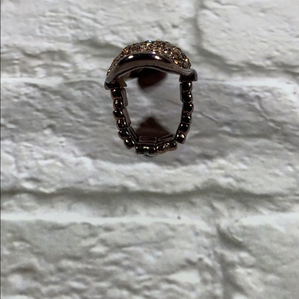 Beautiful Yellow stone statement ring - Picture 5 of 6